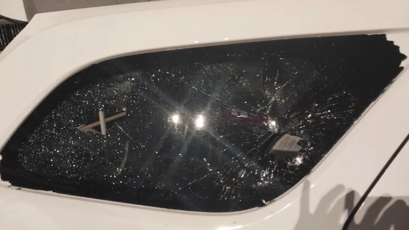 window smash