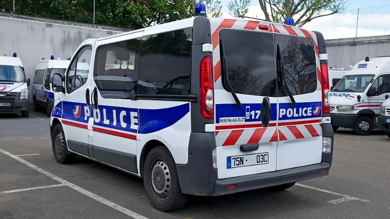 FrenchPoliceVan