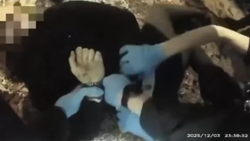 nowak-handcuffs