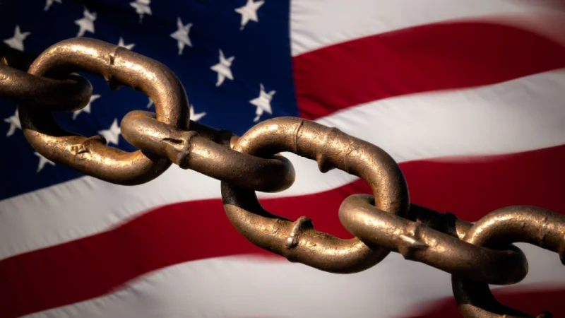 chain flag