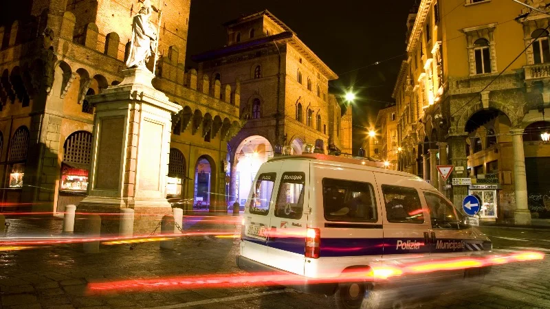 ItalianPoliceVan