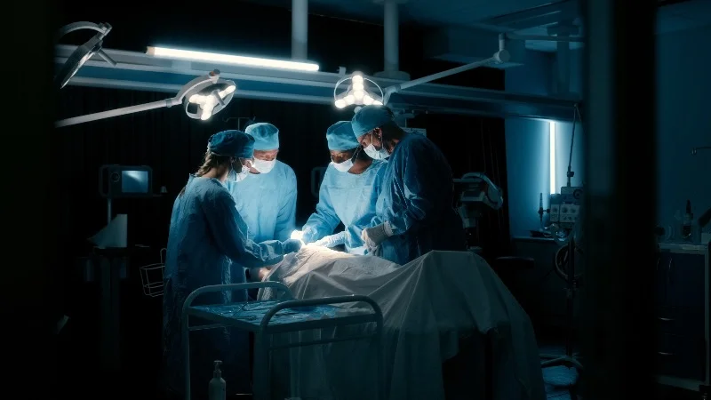 DarkSurgeryMedicalExperiment