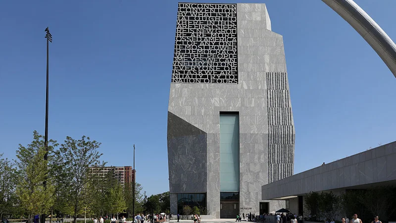 obamacenter2323