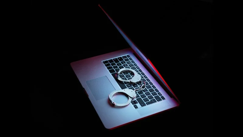 LaptopHandcuffs
